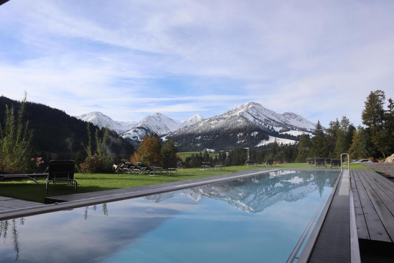 Ruhehotel & Naturresort Rehbach - Adults Only Schattwald Exterior photo