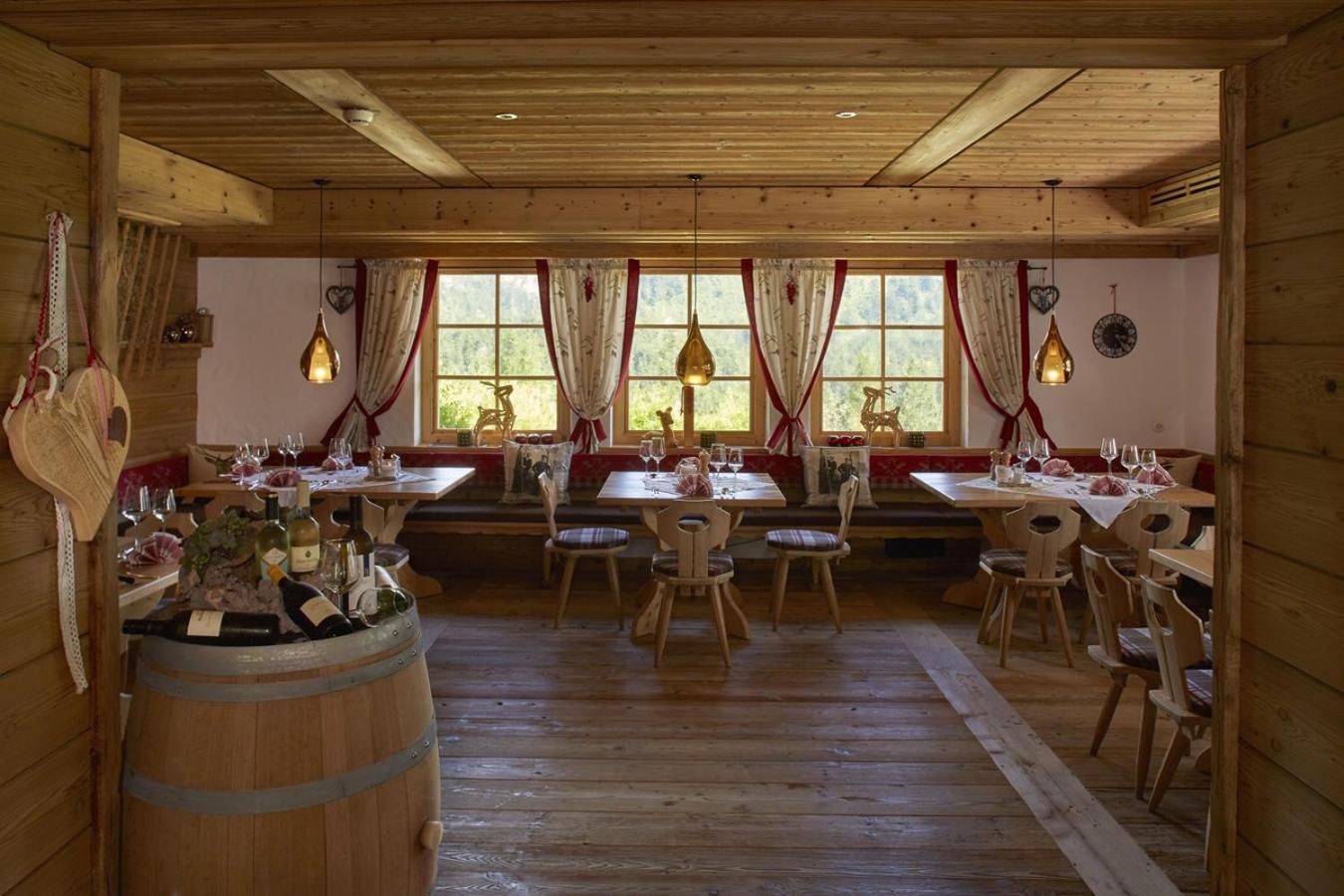 Ruhehotel & Naturresort Rehbach - Adults Only Schattwald Exterior photo